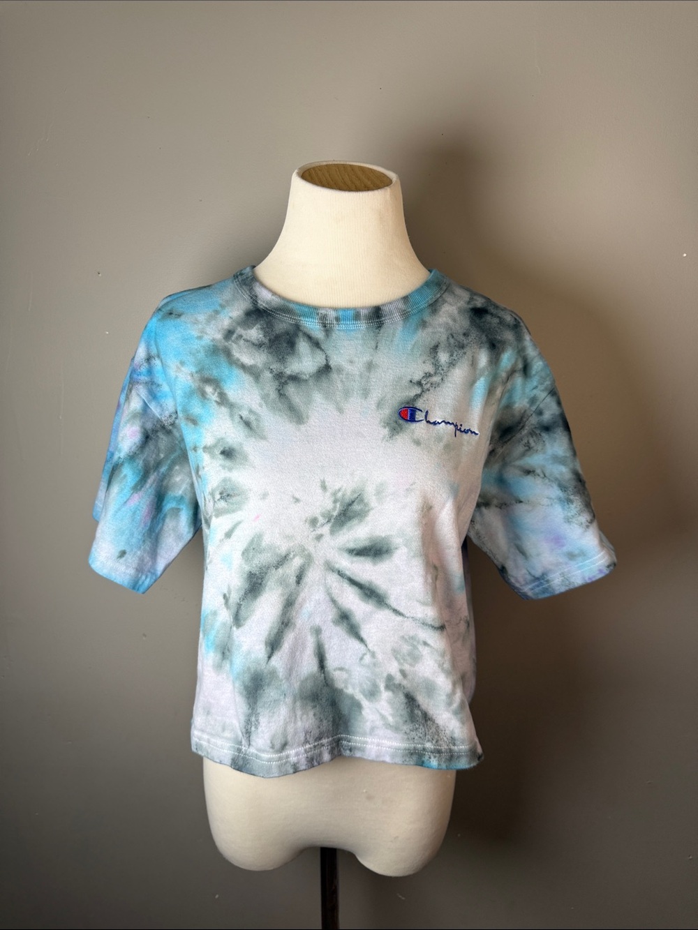 Tye dye cropped t-shirt